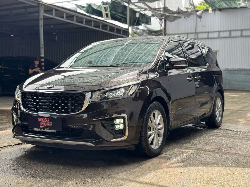 Kia Sedona 2019 2.2D full dầu, màu nâu,44.000 km. Mua bán Ô tô tại Quận Bình Tân Tp Hồ Chí Minh được đăng bởi Son Do hình 2