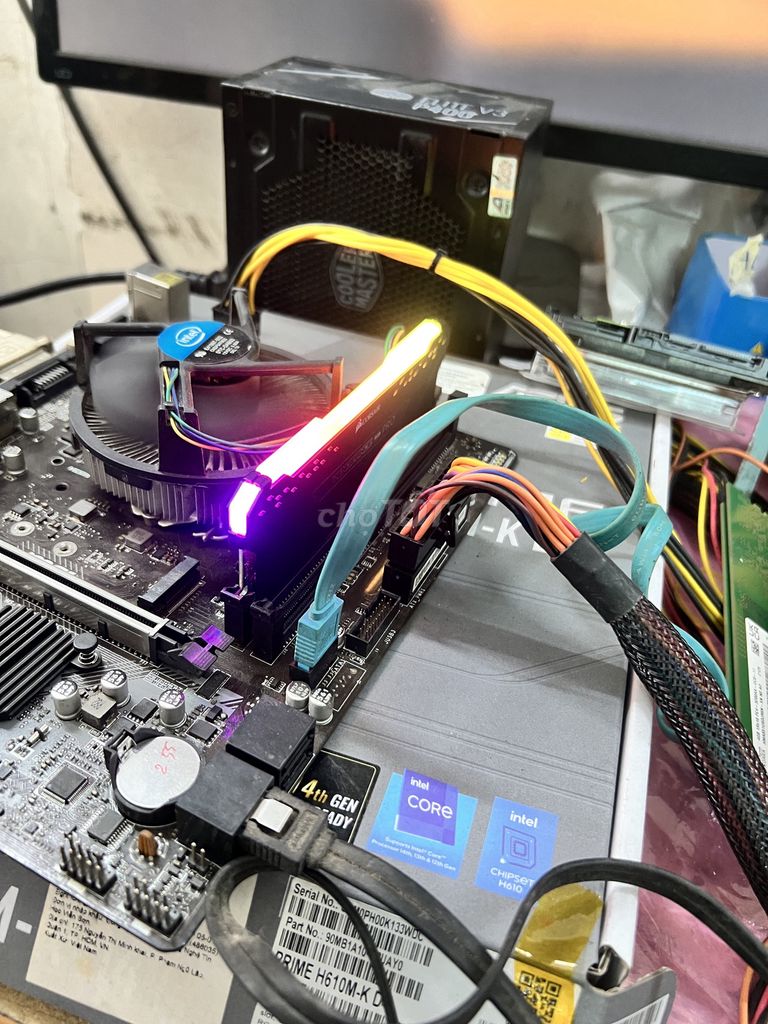 RAM Corsair Vengeance RGB Pro 16GB Đã dùng. Mua bán Linh kiện (RAM, Card...) tại Quận Bình Thạnh Tp Hồ Chí Minh được đăng bởi DG hình 1