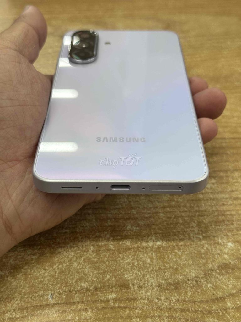 Samsung A36 5G 8GB 256GB Trắng. Mua bán Điện thoại tại Quận Ninh Kiều Cần Thơ được đăng bởi Trần Thái hình 1