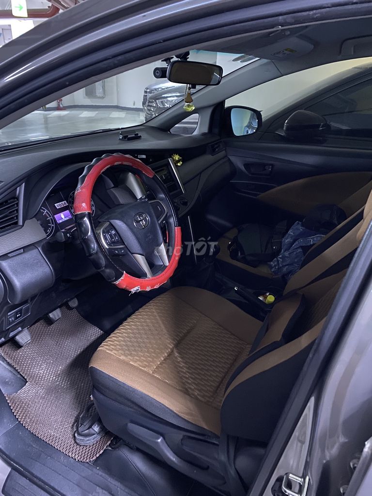 Toyota Innova 2020 Số sàn 100000 km Xám. Mua bán Ô tô tại Quận Ba Đình Hà Nội được đăng bởi Toan Xuan hình 2