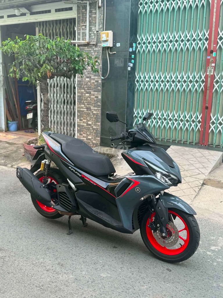 Yamaha NVX v2 155 VVA 2022 серо-чёрный 36.000 км