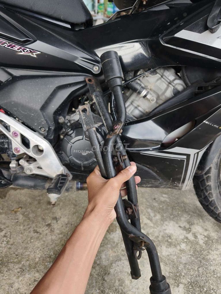 Chống đỗ xe winner x. Mua bán Phụ tùng xe tại Thành phố Rạch Giá Kiên Giang được đăng bởi Tuấn  hình 2