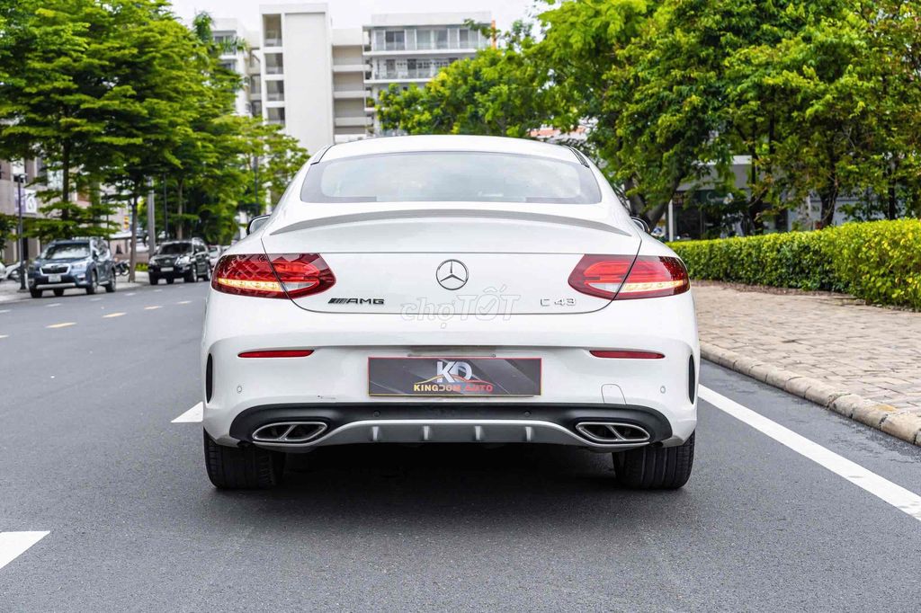 C43_Coupe model 2018 trắng nt đỏ siêu hiếm & đẹp. Mua bán Ô tô tại Quận 7 Tp Hồ Chí Minh được đăng bởi Dương Phương hình 3