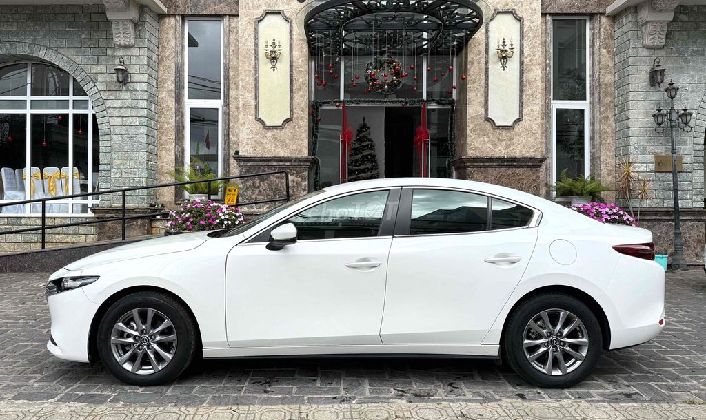 Mazda 3 2020 Deluxe 54.000 km Trắng. Mua bán Ô tô tại Thành phố Đà Lạt Lâm Đồng được đăng bởi nguyễn hữu minh hình 2