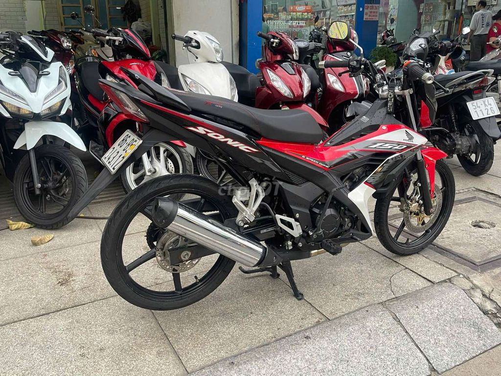 Honda sonic 150 2022 mới 90% biển số 86 chính chủ. Mua bán Xe máy tại Quận Tân Phú Tp Hồ Chí Minh được đăng bởi Tuanduy hình 5