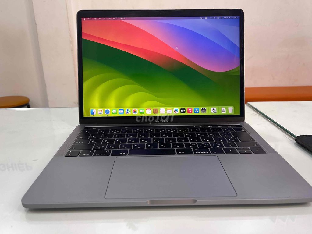 Macbook PRO 2020 Máy zin đẹp 99%. Mua bán Laptop tại Quận 10 Tp Hồ Chí Minh được đăng bởi Thanh Lý Đồ Cũ hình 1