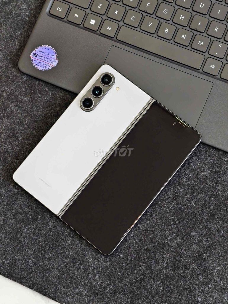 Samsung Z Fold 5 256GB xanh đen - BÁN TRẢ GÓP 0Đ. Mua bán Điện thoại tại Thành phố Huế Thừa Thiên Huế được đăng bởi Nhân Nguyễn Store 151 Trần Phú TP Huế hình 1
