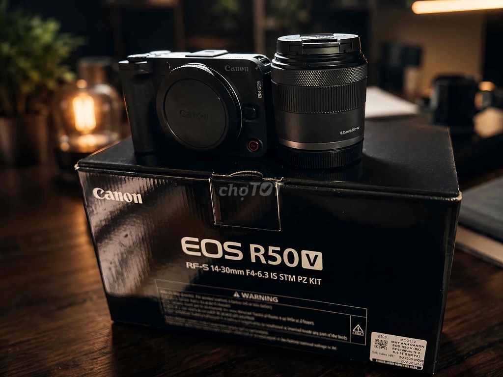 Máy ảnh Canon EOS R50V Đen Mới 99%. Mua bán Máy ảnh, Máy quay tại Quận Gò Vấp Tp Hồ Chí Minh được đăng bởi Nguyễn Thành hình 1