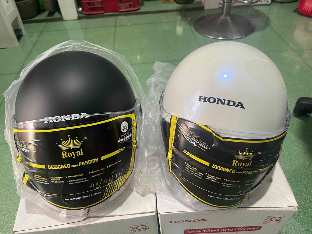 bán 2 nón BH mới 100%. Mua bán Phụ tùng xe tại Thành phố Đồng Xoài Bình Phước được đăng bởi Sang hình 2