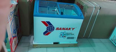 Tủ đông kính lùa Sanaky VH-3899K3 Inverter 380 lít