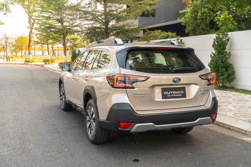 Subaru Outback - Giá *** - Khuyến mãi. Mua bán Ô tô tại Thành phố Thủ Đức Tp Hồ Chí Minh được đăng bởi TRAN HONG QUAN hình 4