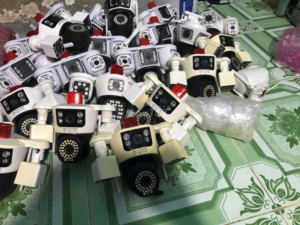 Camera an ninh Yoosee 3 mắt Hàng lướt. Mua bán Máy ảnh, Máy quay tại Quận 12 Tp Hồ Chí Minh được đăng bởi Thắng  hình 1