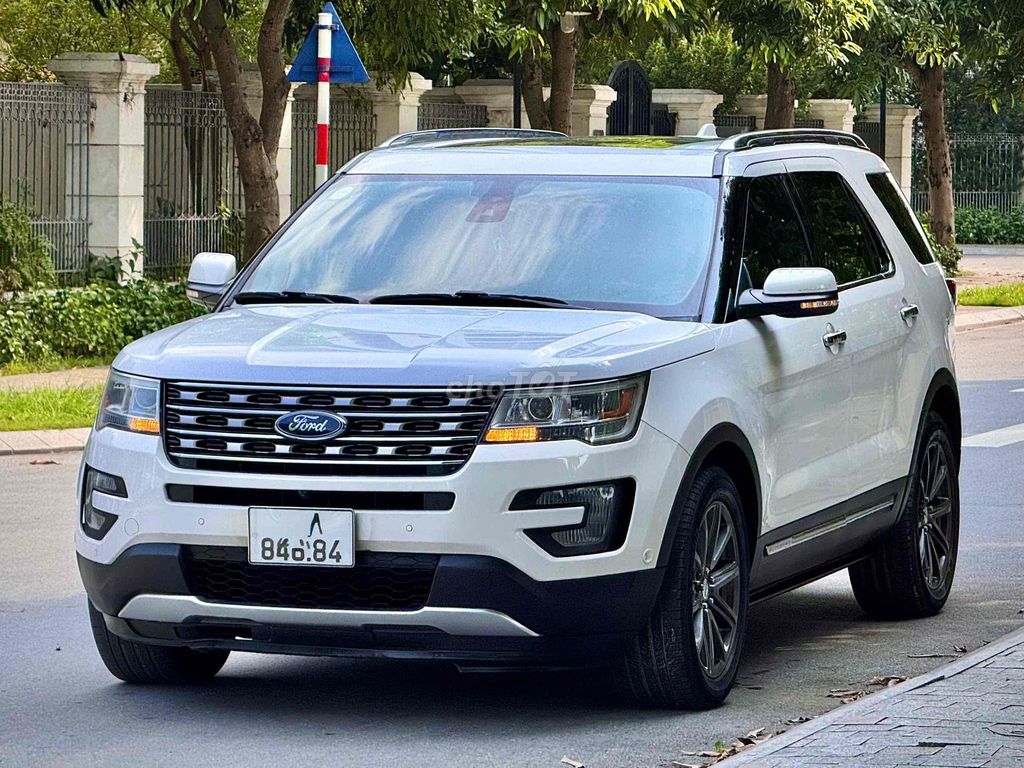 Ford Explorer 2017 2.3L Ecoboost - 96000 км