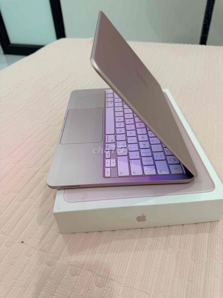 MacBook Neo Hồng 8/256. Mua bán Laptop tại Huyện An Dương Hải Phòng được đăng bởi Hai Nguyen hình 1