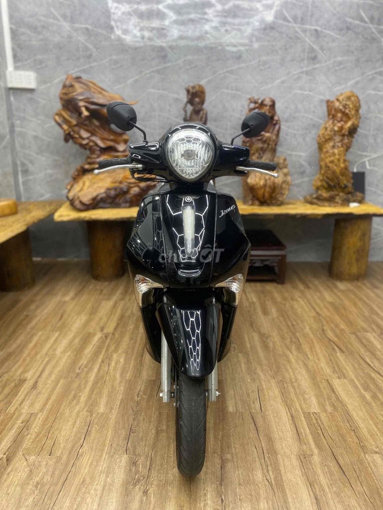 Janus đẹp, máy êm thì thầm bao vọt biển SG. Mua bán Xe máy tại Quận 8 Tp Hồ Chí Minh được đăng bởi Quân  hình 2