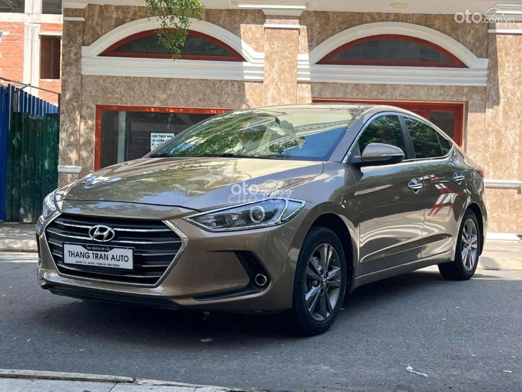 Hyundai Elantra 1.6 AT 2016 Nâu 127.000 km
