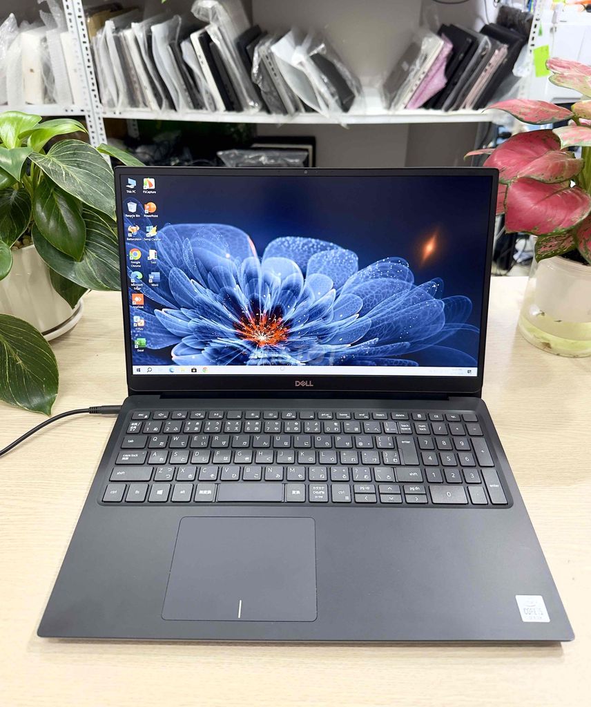 Dell Vostro 5590 i5 Gen 10 Ram8 SSD256 máy zin đẹp. Mua bán Laptop tại Quận Hai Bà Trưng Hà Nội được đăng bởi Akiba shop hình 1