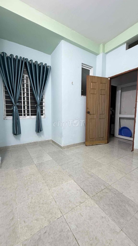 3tr phòng trống 16m2