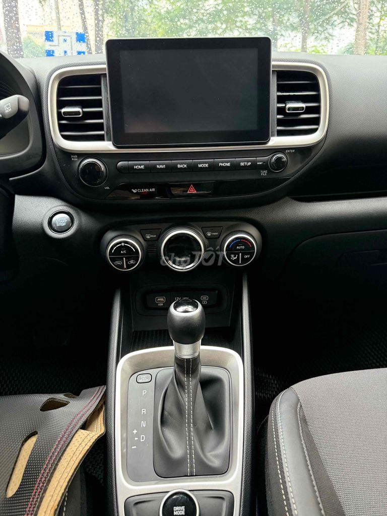 Hyundai Venue 2025 - 10000 km. Mua bán Ô tô tại Quận Nam Từ Liêm Hà Nội được đăng bởi Chính chủ hình 8