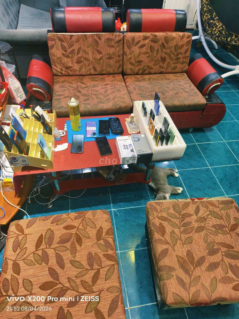 Bộ sofa 5 món kèm bàn. Mua bán Bàn ghế tại Quận Tân Bình Tp Hồ Chí Minh được đăng bởi Táo Bán Lổ hình 1