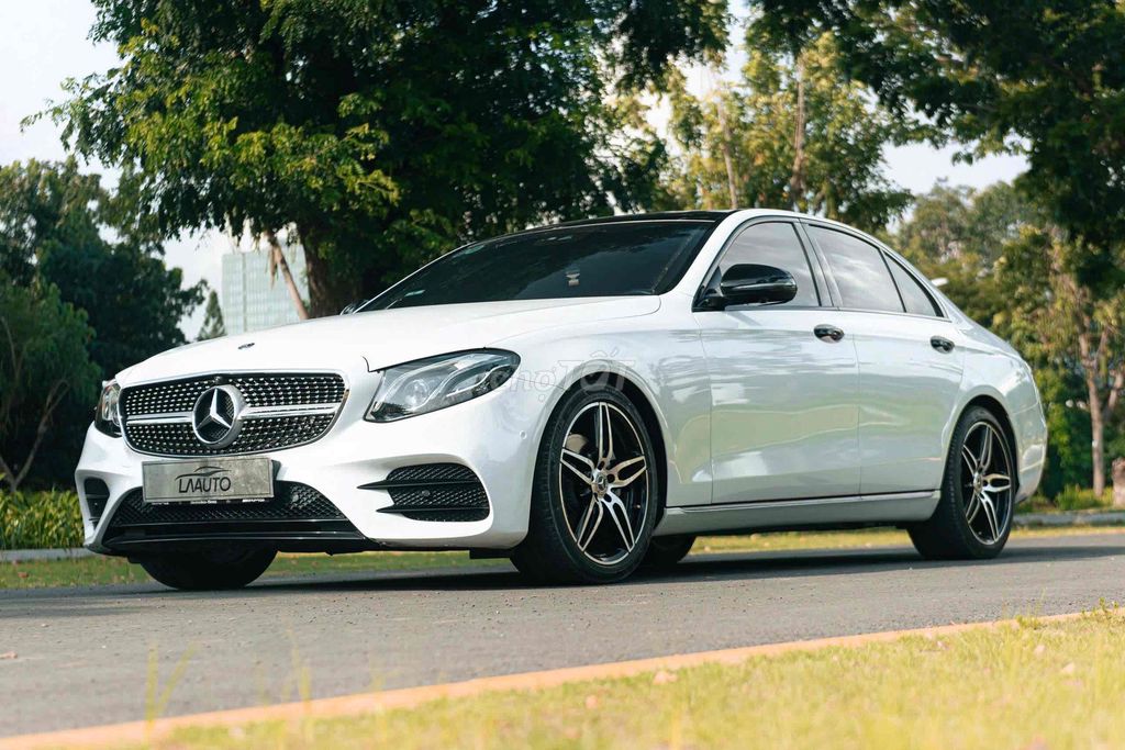 LONG ANH AUTO về Mercedes E200 Sport Limited. Mua bán Ô tô tại Quận 7 Tp Hồ Chí Minh được đăng bởi LongAnh AuTo  hình 3