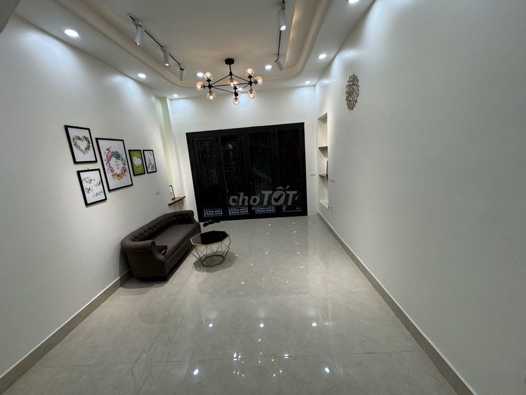 Gần Học Viện Hậu Cần Long Biên, nhà đẹp 42m2, 4 tầng, gần ô tô,. Mua bán nhà ở tại Quận Long Biên Hà Nội được đăng bởi Thúy Long Biên hình 1