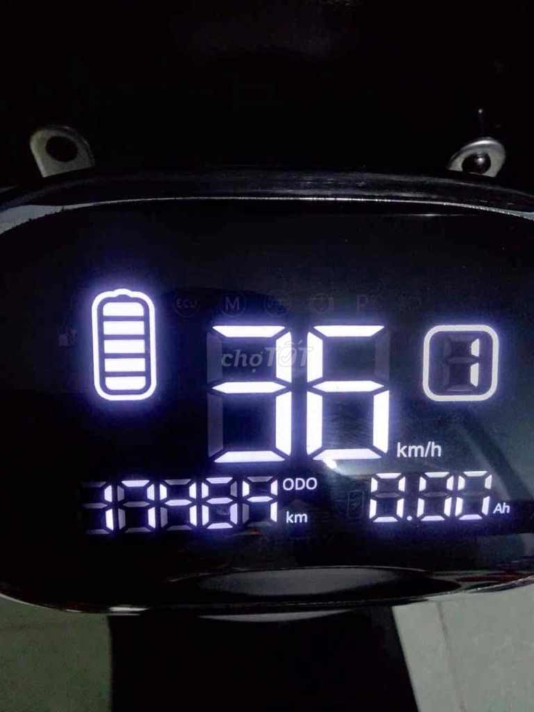 Thanh lý Xe máy điện Yadea M6i đỏ mờ siêu sang. Mua bán Xe điện tại Quận Gò Vấp Tp Hồ Chí Minh được đăng bởi Phạm Lê Kim Tuyến hình 5