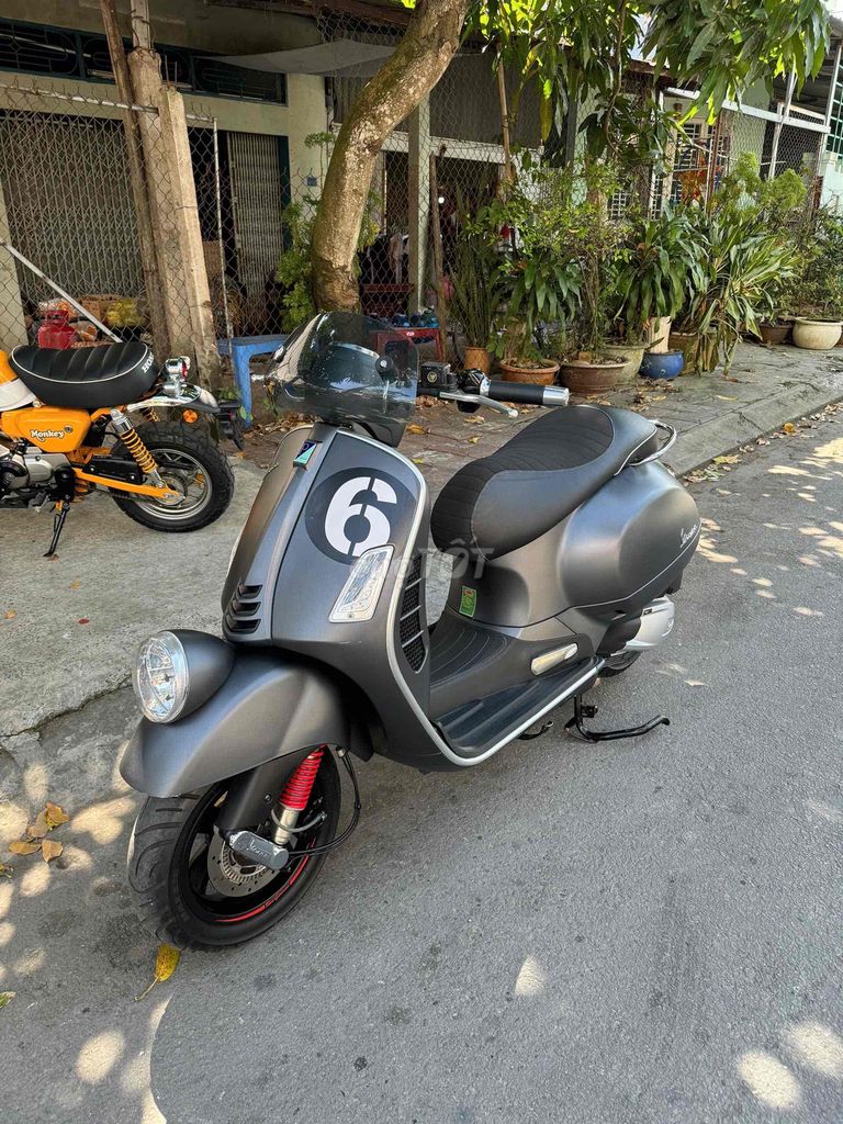 Vespa GTV Seigiorni 300Hpe siêu lướt