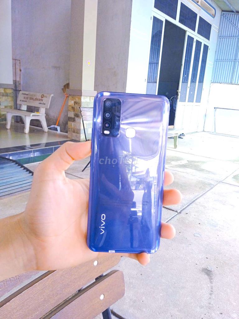 Ra nhanh ViVo Y50 ram8 128gb máy đẹp 99%