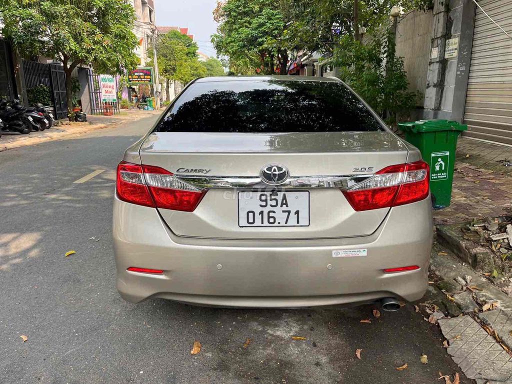 Toyota Camry 2015 2.0E  chính chủ. Mua bán Ô tô tại Thành phố Thủ Dầu Một Bình Dương được đăng bởi Hoa hình 3