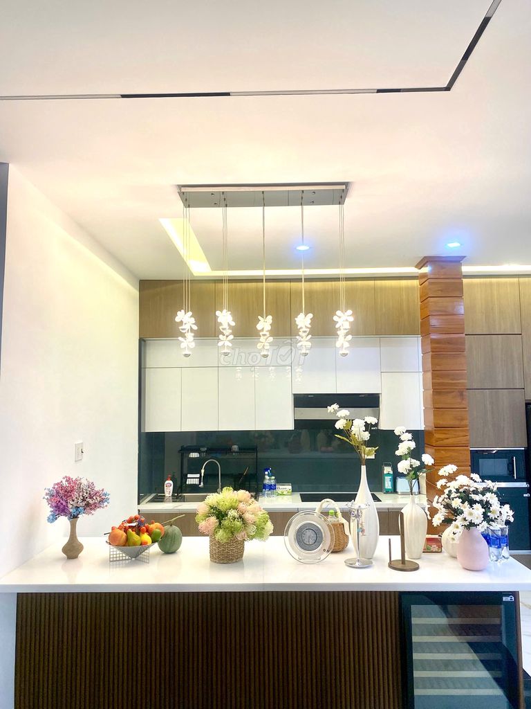 Cần bán căn góc 2 mặt tiền, 320m2, 4 tầng, view hồ Đống Đa!. Mua bán nhà ở tại Thành phố Qui Nhơn Bình Định được đăng bởi Võ Văn Nguyên Vĩ hình 1