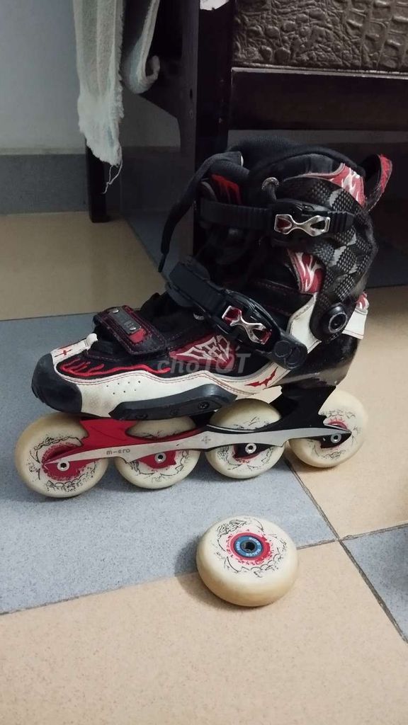 Giày patin carbon Micro Dracula 38 Đen. Mua bán Đồ thể thao, Dã ngoại tại Quận 10 Tp Hồ Chí Minh được đăng bởi Trần Tuấn Hải hình 1