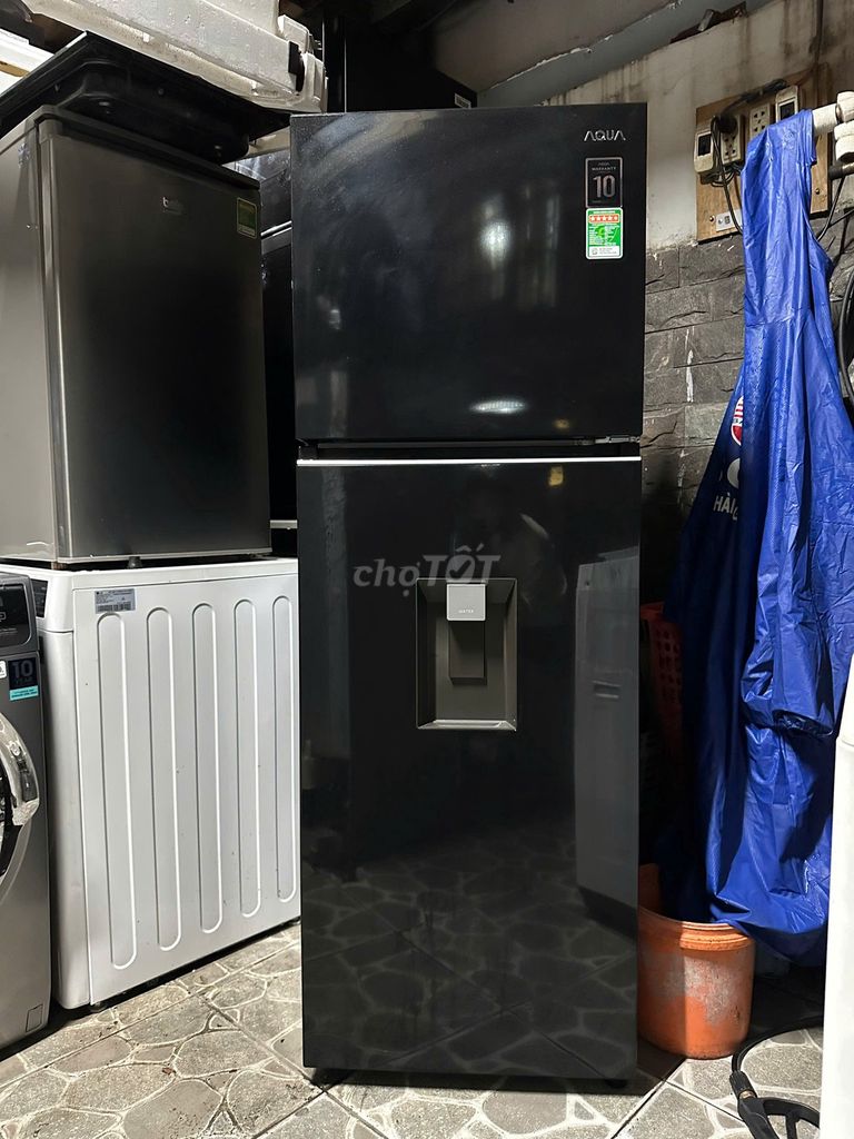 Tủ lạnh Aqua 236L Inverter - 2 ngăn bảo hành 2028. Mua bán Tủ lạnh tại Quận Gò Vấp Tp Hồ Chí Minh được đăng bởi Ngọc Nhi hình 1