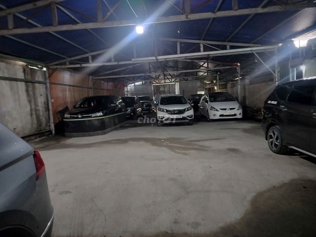 🔥 CHO THUÊ KHU ĐẤT Ở BÌNH THẠNH ~950M² – 2 MẶT TIỀN HẺM – XE HƠI 5M 🔥