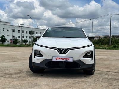 Xe điện VinFast VF6 PLUS 2026 Trắng Như Xe Mới
