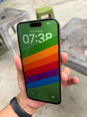 Apple iPhone 15 Pro Max 256GB Xám Nứt kính