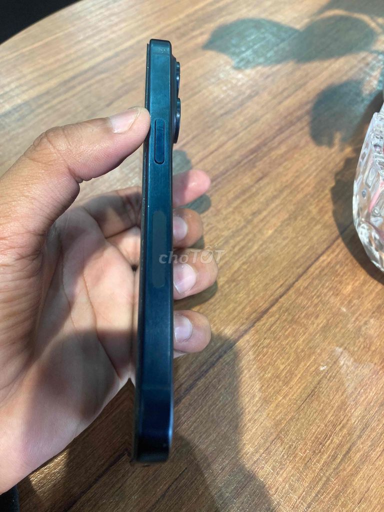 Apple iPhone 15 Pro Xanh Đã sử dụng. Mua bán Điện thoại tại Thành phố Thủ Đức Tp Hồ Chí Minh được đăng bởi Hoàng Hữu Long hình 1