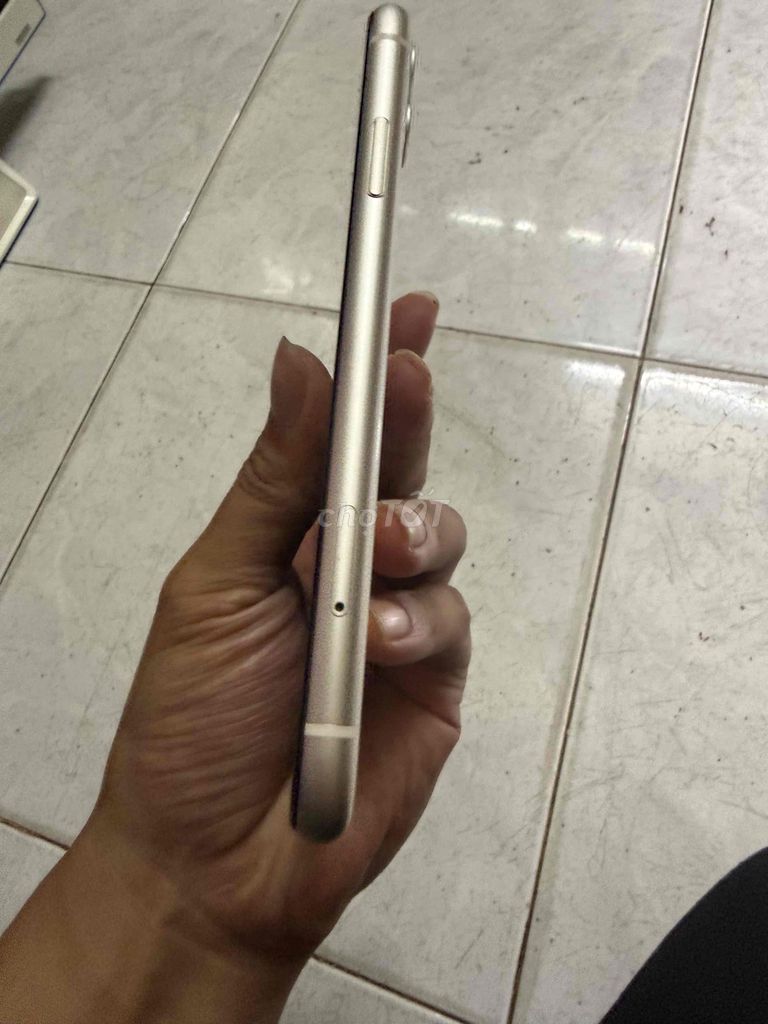 Apple iPhone 11 64GB Trắng Quốc tế. Mua bán Điện thoại tại Quận Lê Chân Hải Phòng được đăng bởi iphone giá rẻ zin chất hình 1