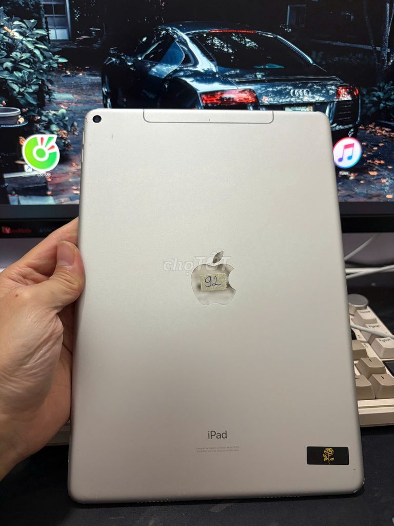 iPad Air 3 bản 64GB đầy đủ Wifi + Sim. Mua bán Máy tính bảng tại Quận Cầu Giấy Hà Nội được đăng bởi Hàn Trâm hình 1