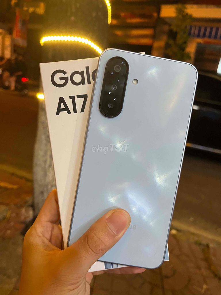 Samsung Galaxy A17 4GB/128GB Xám. Mua bán Điện thoại tại Thành phố Qui Nhơn Bình Định được đăng bởi Minh Đỗ Nguyễn Tấn hình 1