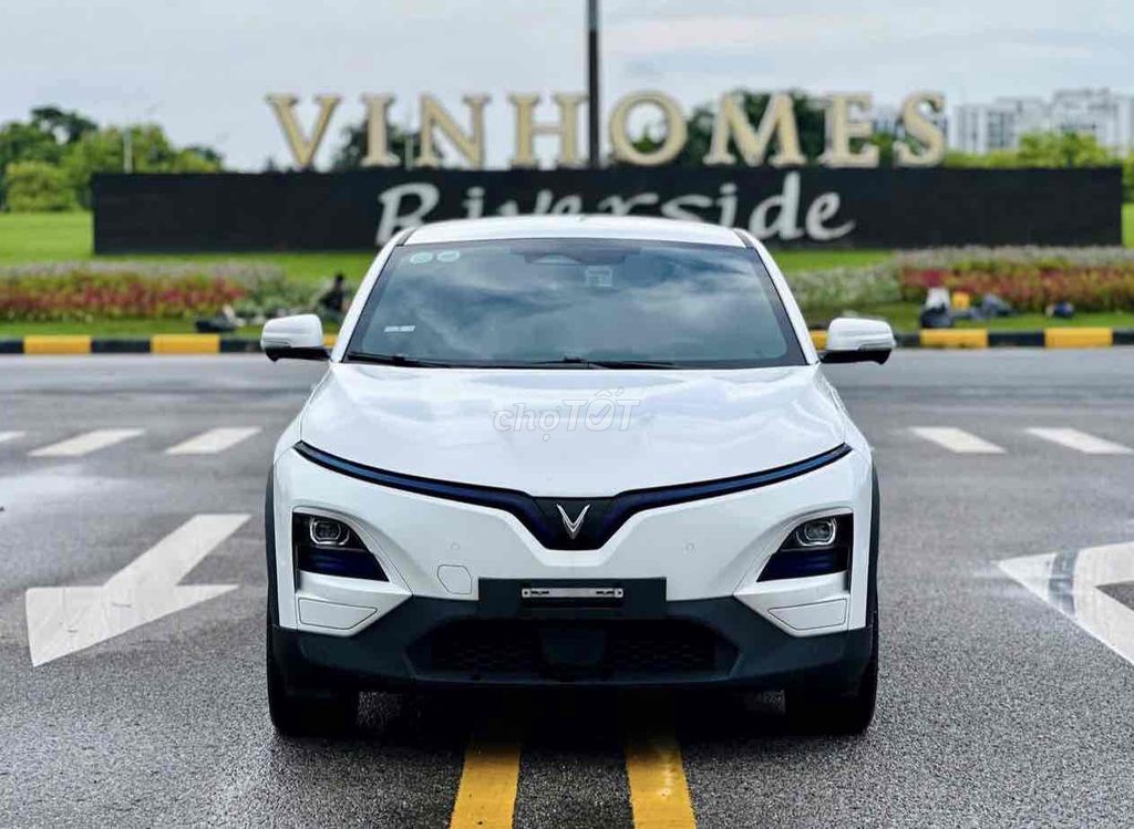 Hãng VinFast Thanh lý Vf6 Plus màu trắng 2026