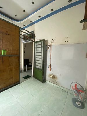 Room 15 m² · Đường Tân Quý