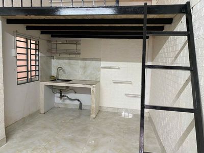 Phòng Tiện Nghi – Có Máy Lạnh – Đi Lại Thuận Tiện!!