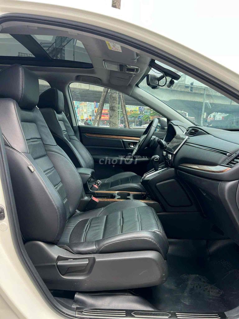 Honda CR V 2018 L - 65000 km. Mua bán Ô tô tại Quận Thanh Xuân Hà Nội được đăng bởi Nguyen van Nam hình 7