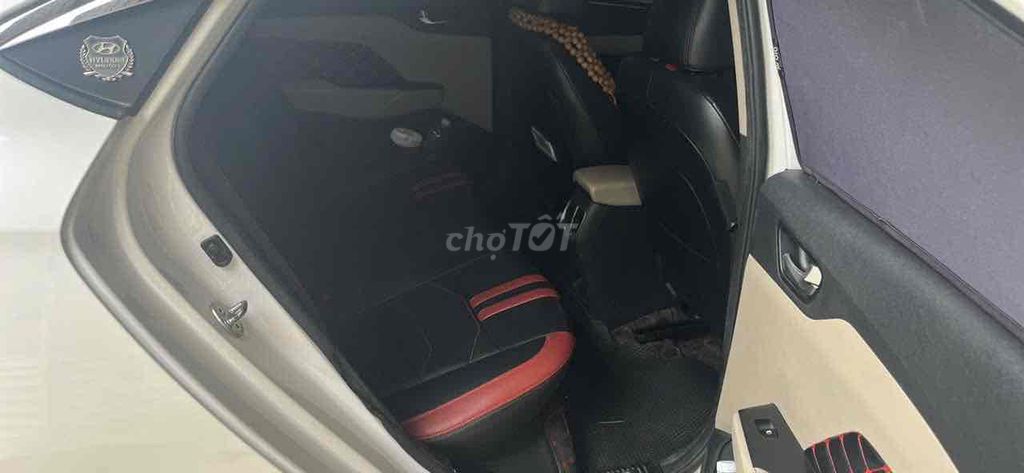 Hyundai acsent 2021 - 120000 km. Mua bán Ô tô tại Huyện Núi Thành Quảng Nam được đăng bởi Trân minh hùng hình 3