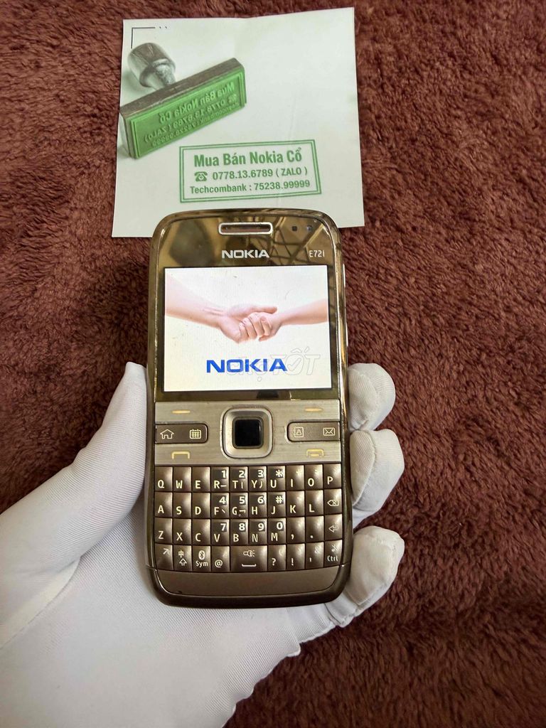Nokia E72i Gold zin bản Nội Địa Trung tem xanh. Mua bán Điện thoại tại Quận 10 Tp Hồ Chí Minh được đăng bởi Mua Bán Nokia Cổ hình 1
