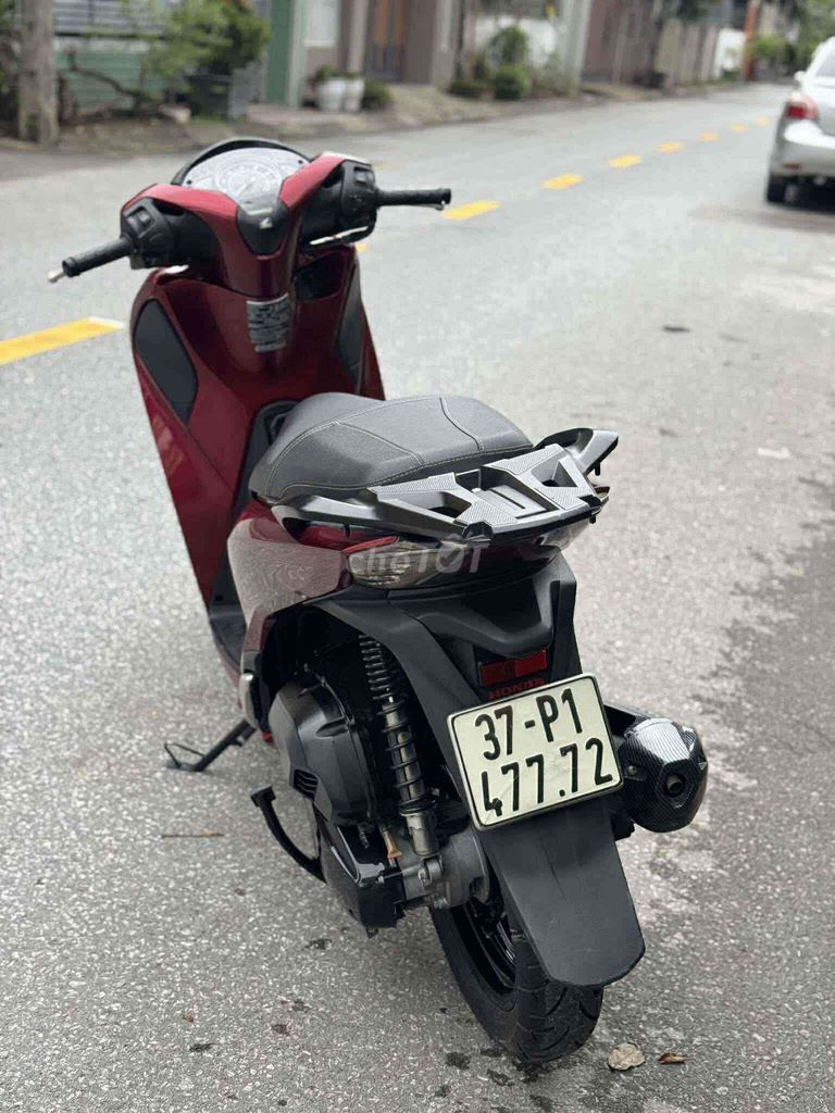 Sh 2018 xe đẹp êm zin chất chính chủ. Mua bán Xe máy tại Thành phố Vinh Nghệ An được đăng bởi Tài Nguyễn Văn hình 7