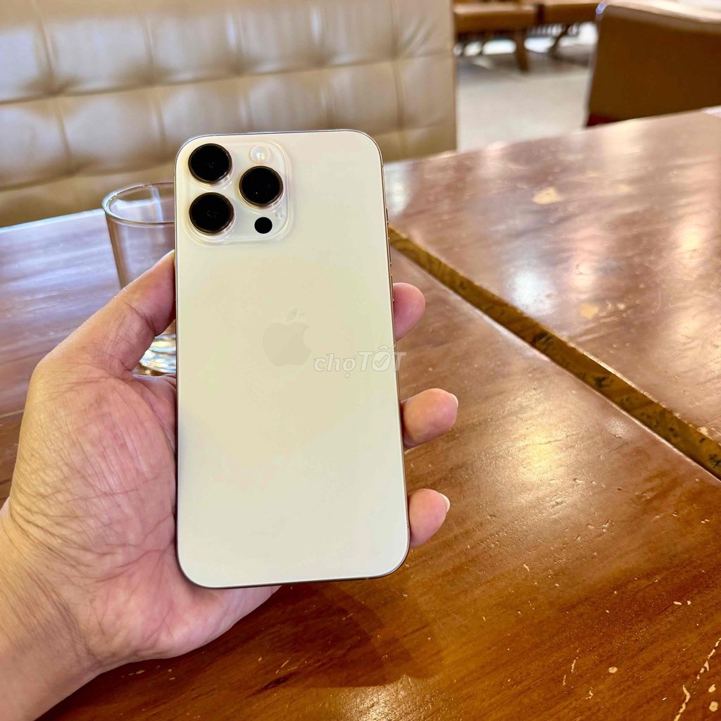 Apple iPhone 16 Pro Max 256GB Sa mạc. Mua bán Điện thoại tại Thành phố Bến Tre Bến Tre được đăng bởi Tiệm Nhà Táo hình 1