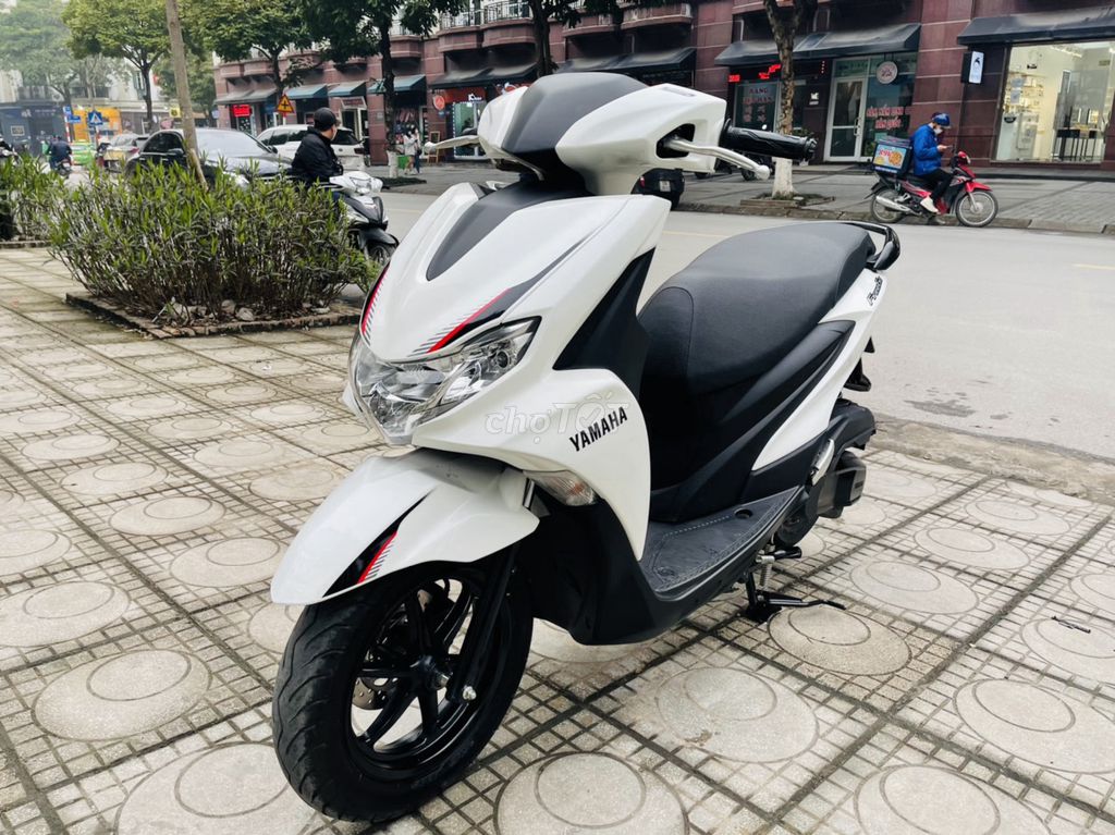 YAMAHA FREEGO 125 ABS TRẮNG  BẢN S CHÍNH CHỦ. Mua bán Xe máy tại Quận Cầu Giấy Hà Nội được đăng bởi TRÍ KIÊN hình 4
