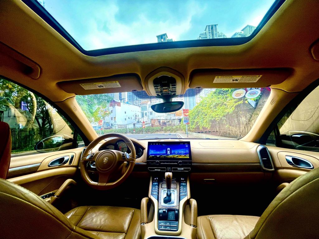 Porsche Cayenne 2011 - 70000 km -  nhà dùng.. Mua bán Ô tô tại Quận Gò Vấp Tp Hồ Chí Minh được đăng bởi Kevin hình 12